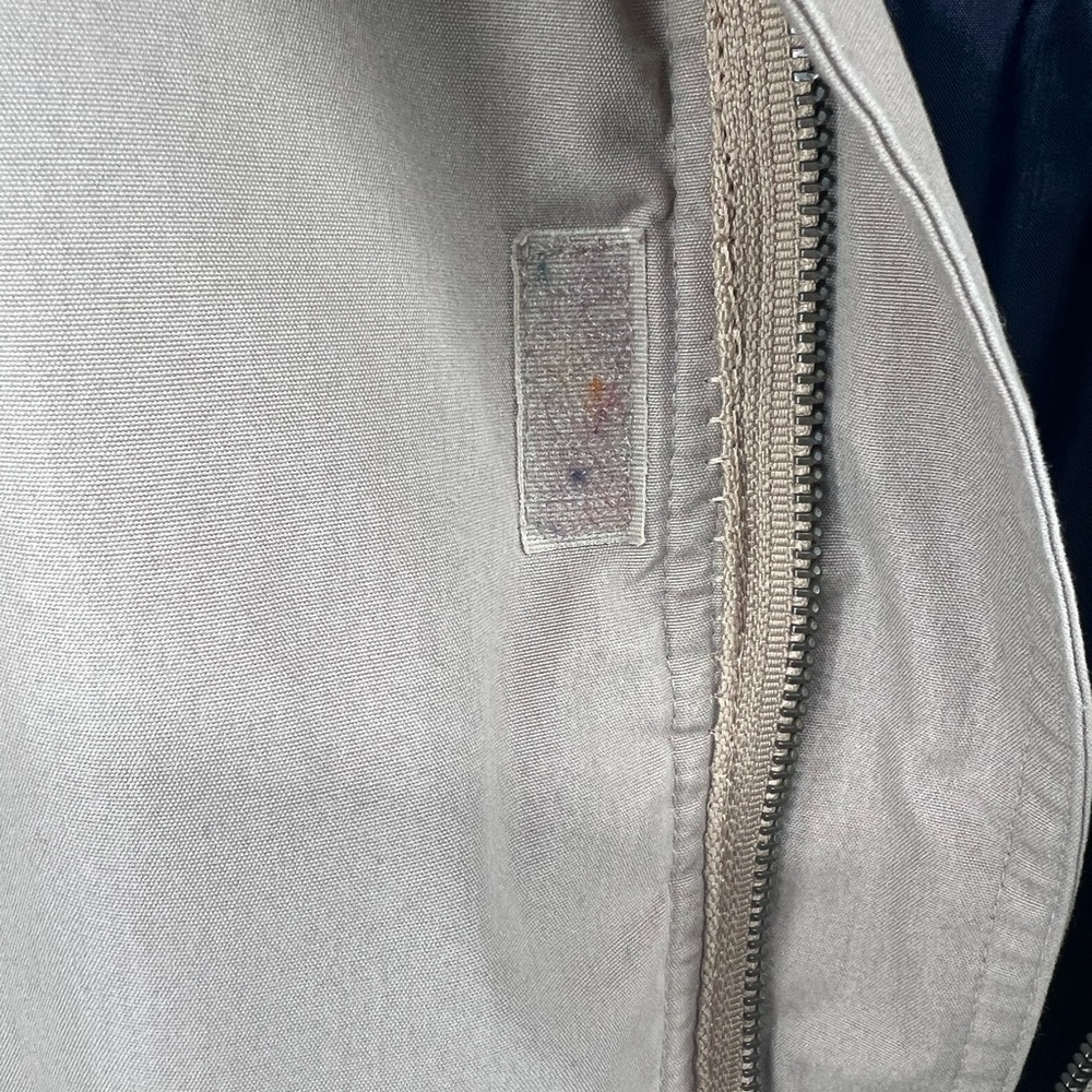 London Fog khaki jacket with cargo pockets and drawstring men’s size 42R - Picture 5 of 8